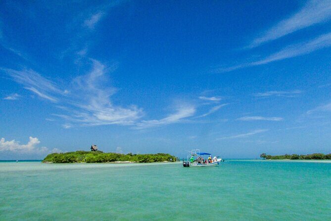 Holbox Island Tour with Pasion Island and Punta Mosquito - Holbox beach time and lunch: what’s actually included