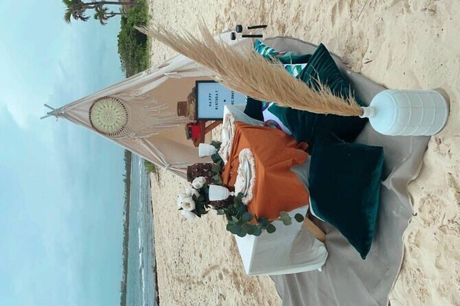 Luxury picnic on the beach - Should you book Picnic Riviera Maya for your beach day?