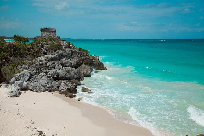 Luxury Private Bachelorette Yacht – 51' Leopard Tulum - Why a 51 Leopard for a Bachelorette Works So Well