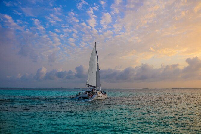 Luxury Sunset Cruise from Riviera Maya - When the Seas Get Rough: How the Cruise Handles Real Weather