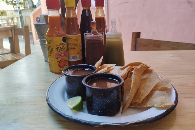 Mexican Beer & Seafood Madness in Tulum - The guide element: why names like Armando and Enrique matter