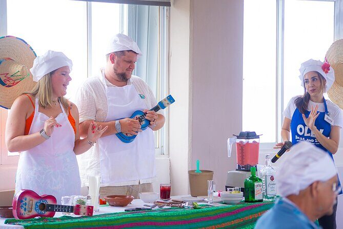 Original Salsa and Salsa™ Cozumel - The Main Event: Cooking Salsas Step by Step (Not Just Tasting)