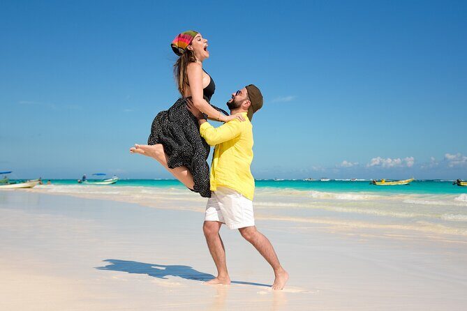 Photo InstaTour in Tulum - Stop 2: Azulik Resort art gallery for a quick style shift