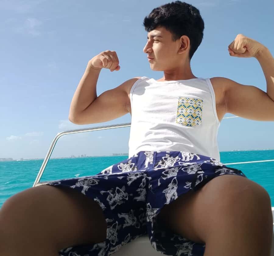 Playa del Carmen: On Board to Cozumel Tour with Lunch - Should you book Playa del Carmen to Cozumel with lunch?