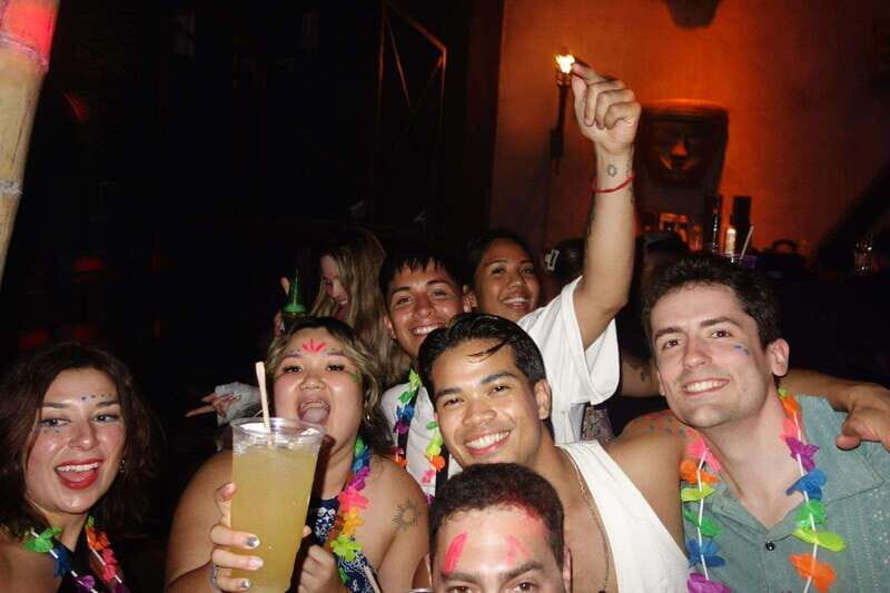 Playa del Carmen: Social Pubcrawl, meet fellow travelers - Starting at Dick and Willy’s: how the night actually begins