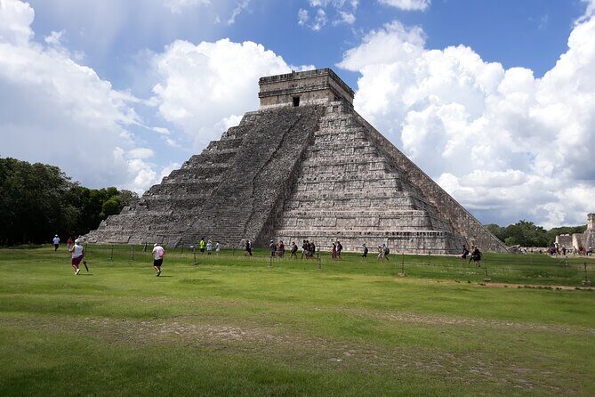 Playa del Carmen to Chichen-Itza up to 13 pax - Private Transfer - Price and value: what $399.99 really buys you