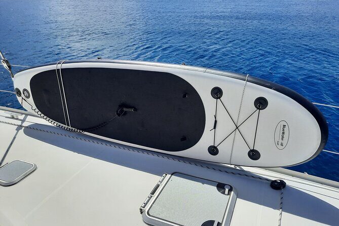 Private 6 Hrs 47 ft. Catamaran Snorkel & Cielo Charter (30p. max) - Comfort on board: shade, bathrooms, A/C, and that long-day layout