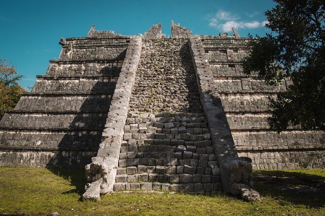 Private Chichen Itza Early Morning Archaeological Tour - Stop 5: Sacred Cenote and the Chaac offerings