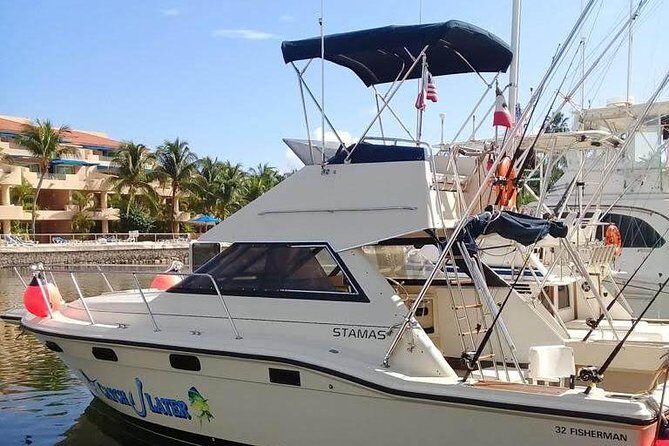 Private Fishing Tour in Yacht Playa del Carmen - The fishing approach: trolling first, then guided spot-fishing