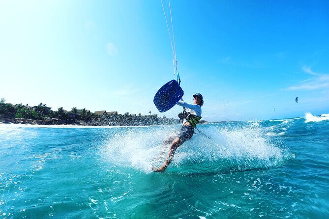 Private Kitesurfing Lessons in Tulum with a Private Beach Access 3hrs - First contact at Posada Lamar and what private beach access really means