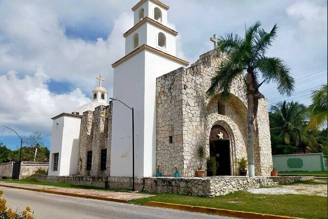Private Tour of Cozumel in your own way Groups up to 6 People - Center of Cozumel and Municipal Market: where your day starts to feel local