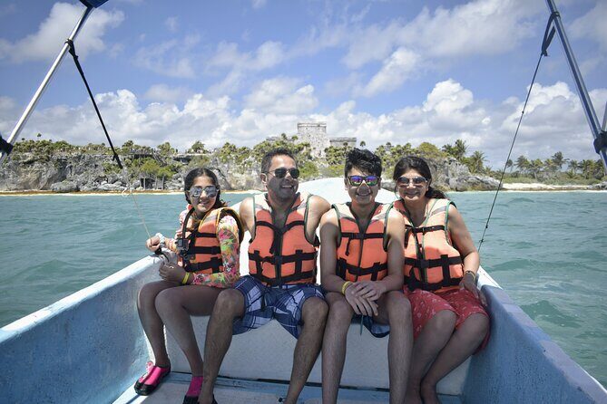 Private Tour Tulum Ruins and Snorkeling in National Park - Lunch in Tulum: tacos that actually fit the day