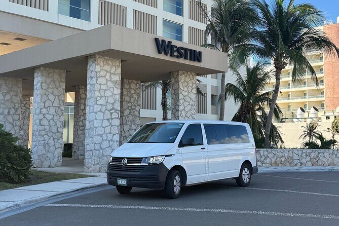 Private Transfer Cancun Airport to Nickelodeon Riviera. - Pickup at the airport: the meeting point that actually makes sense
