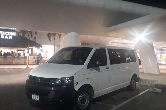 Private transportation CUN Airport-Tulúm Center & Hotel Zone - The Ride Time and What the 1.5–2 Hour Drive Really Means
