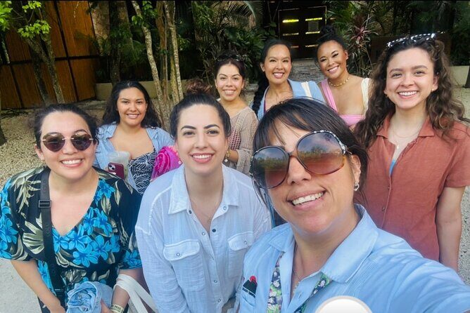 Private Transportation Service in Tulum - WhatsApp check-in: fast coordination without the guessing game