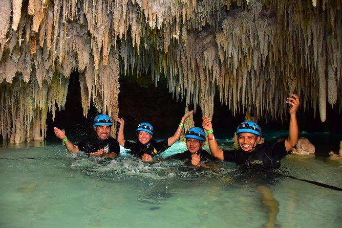 Río Secreto Playa del Carmen - Cave gear and safety: why the included equipment is a big deal