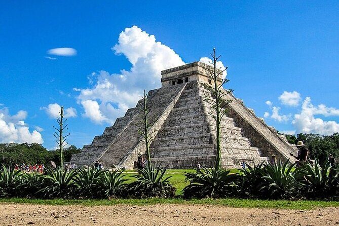 Riviera Maya: Chichen Itza Tour with Cenote - Pickup, meeting points, and the long drive reality from Playa del Carmen
