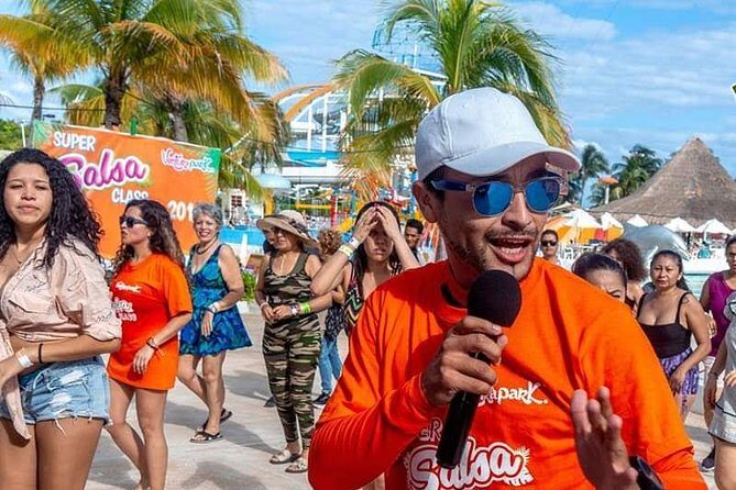 Salsa lessons playa del carmen or Bachata Dance - The 1-hour class breakdown: warm-up to show-your-stuff steps
