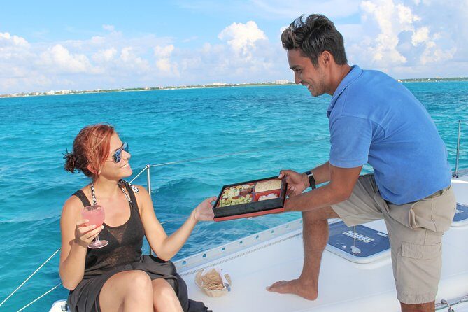 Snorkeling in Isla Mujeres, Luxury Sailing- PRIVILEGE - Snorkeling in the Caribbean: gear is free, freedom is the question