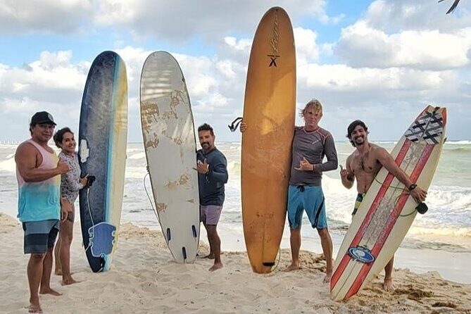 Surfing Lessons - Learn To Surf In Playa del Carmen - Finding Aloha Paddleboard & Surf Club c/o Fusion Beach