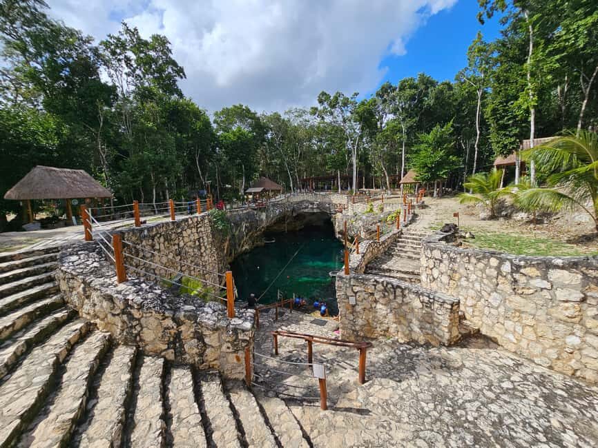 Tulum Classic: history and culture with cenote - Entering the Tulum Archaeological Zone: guided history with Caribbean views