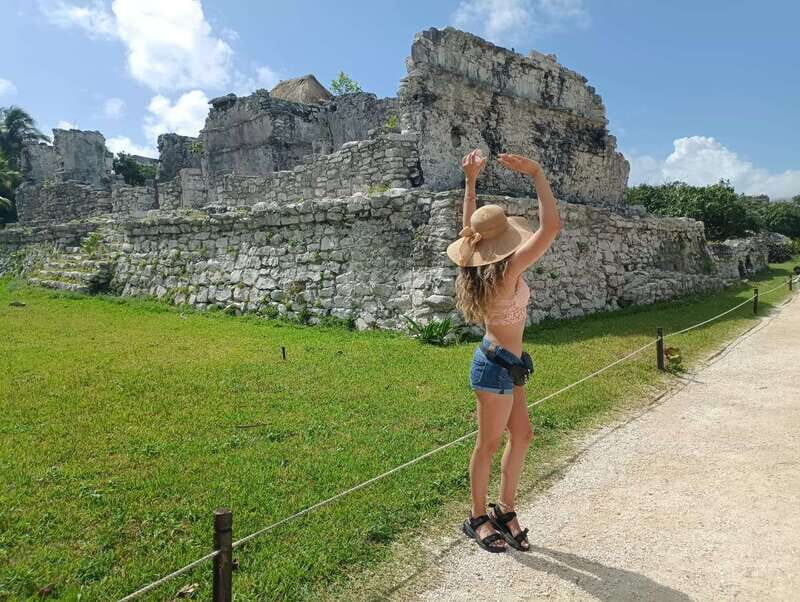 Tulum Plus tour de un dia con visita a cenote y Ahau - Ahau sculptoric garden: the come to light selfie moment