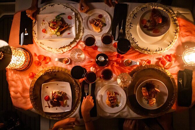 Tulum: Romantic Dinner on 34' Aventura Catamaran – All Inclusive - Stop 1 in Puerto Aventuras: what it means for your night