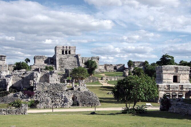 Tulum Ruins and Jaguar Park, Private Round Trip and Tickets - The Part Where You’re On Your Own: No Guide Inside the Ruins