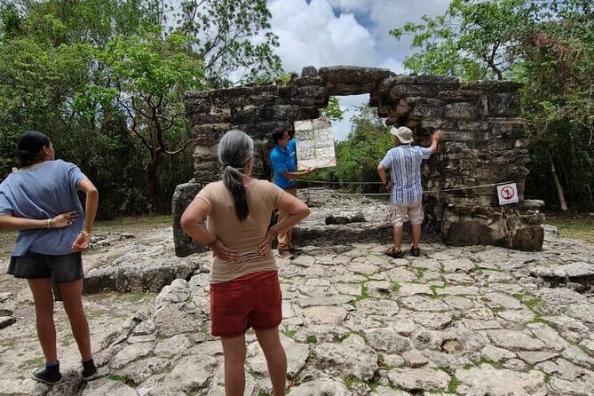 Visit the ancient Mayan ruins and the best beaches in Cozumel - San Gervasio Mayan Archaeological Site: the Ixchel pilgrimage center