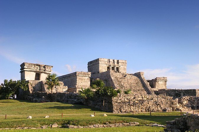Visit to Tulúm, COBA and a Cenote, with lunch included. - Food on the route: Buffet lunch that actually keeps you going